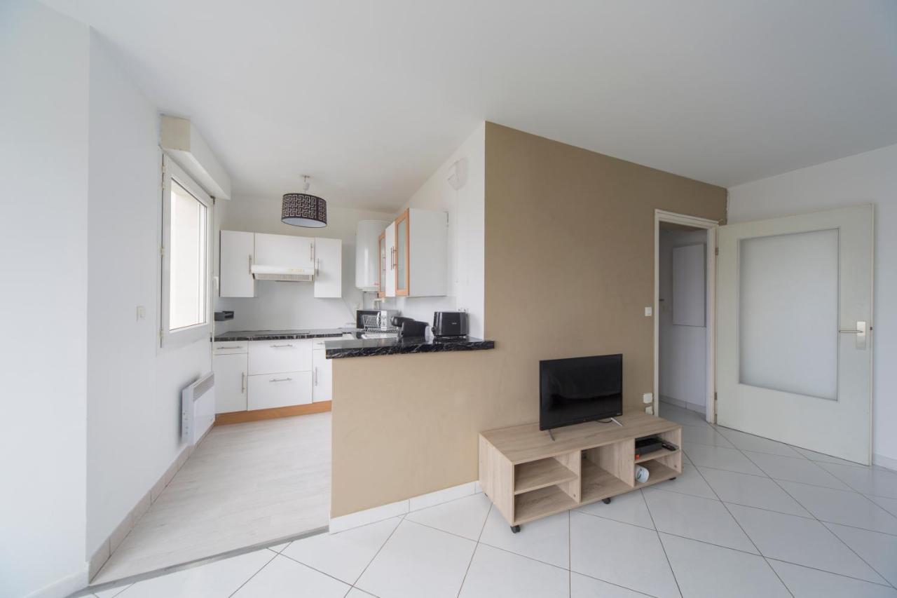 Studio - Cocooning - 2 Min Gare Apartment Bussy-Saint-Georges Exterior photo